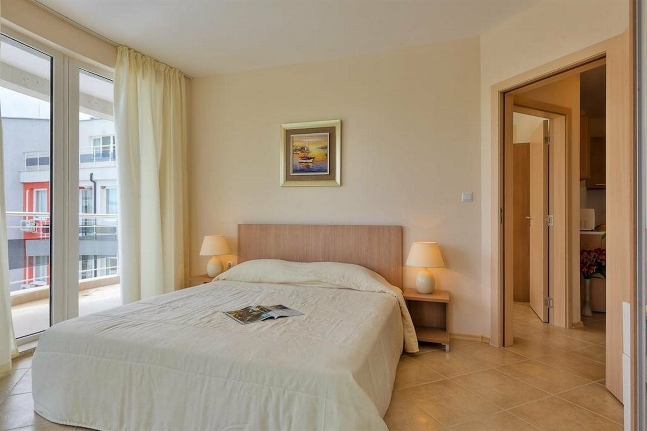 Emberli Aparthotel Lozenets Esterno foto