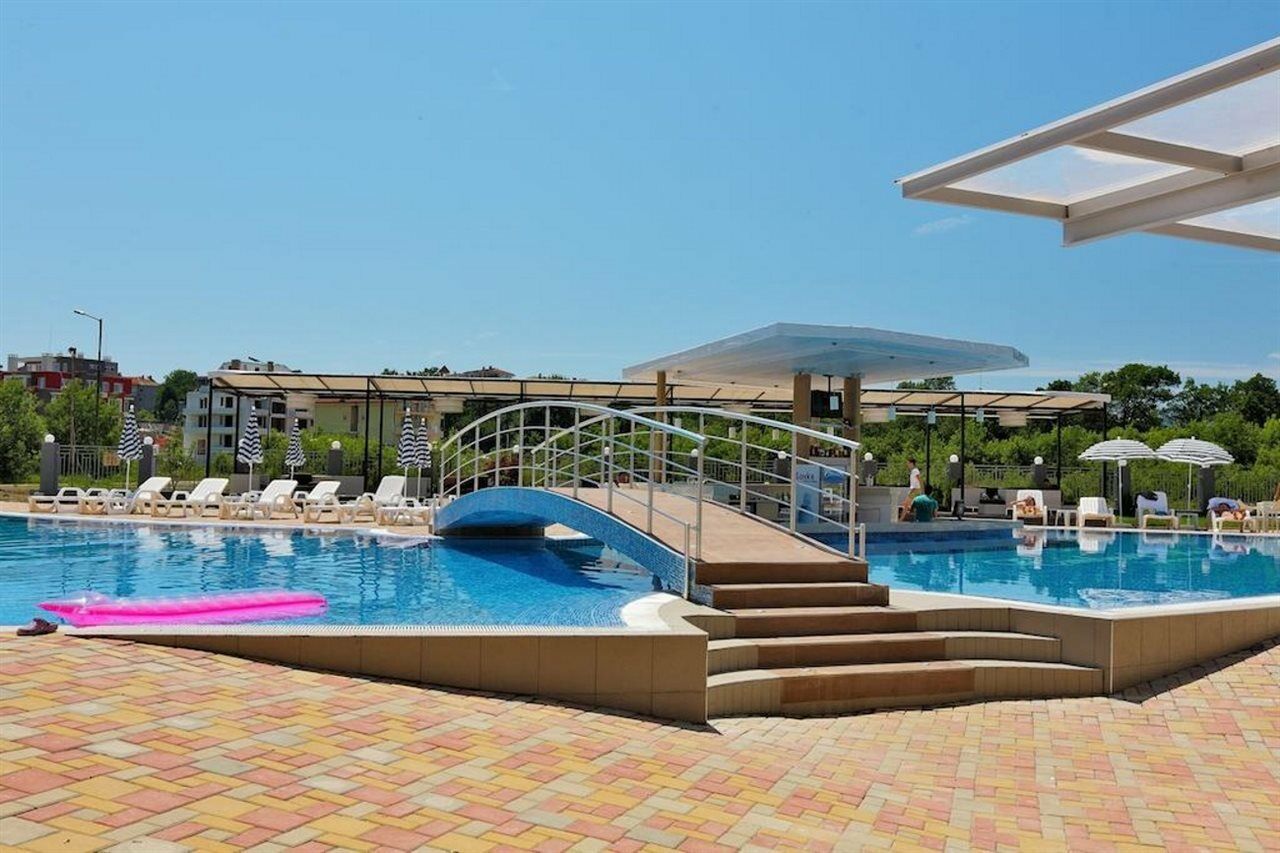 Emberli Aparthotel Lozenets Esterno foto