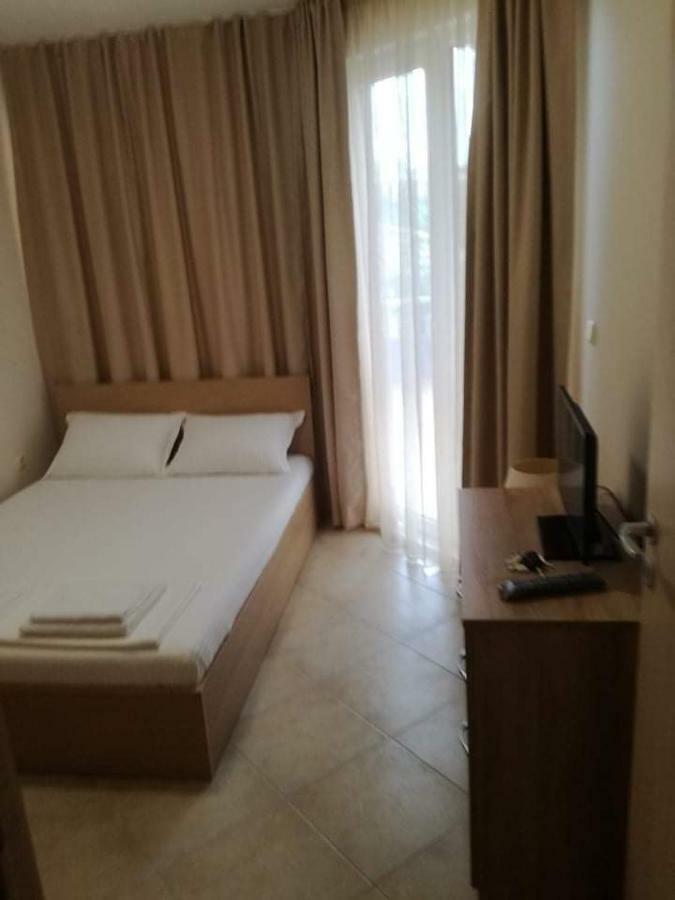 Emberli Aparthotel Lozenets Esterno foto