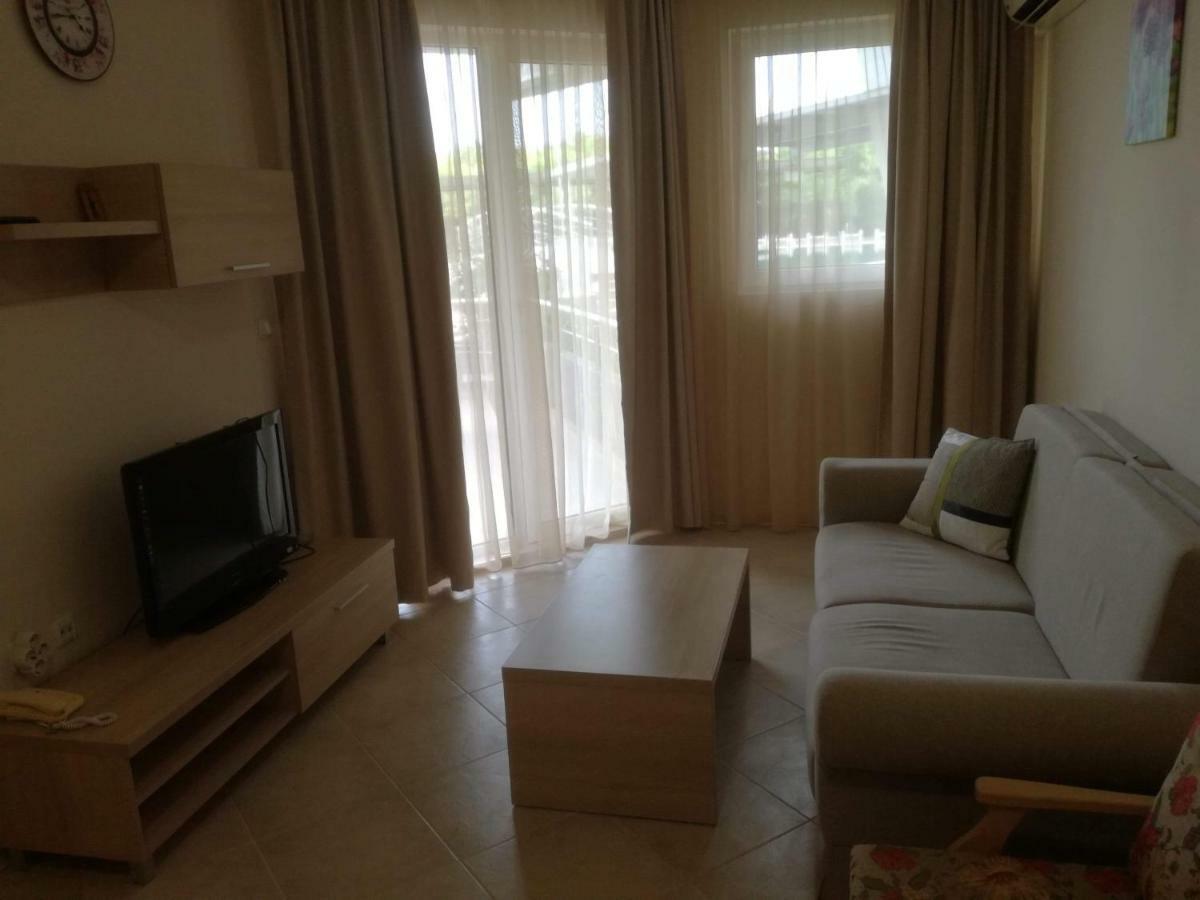 Emberli Aparthotel Lozenets Esterno foto