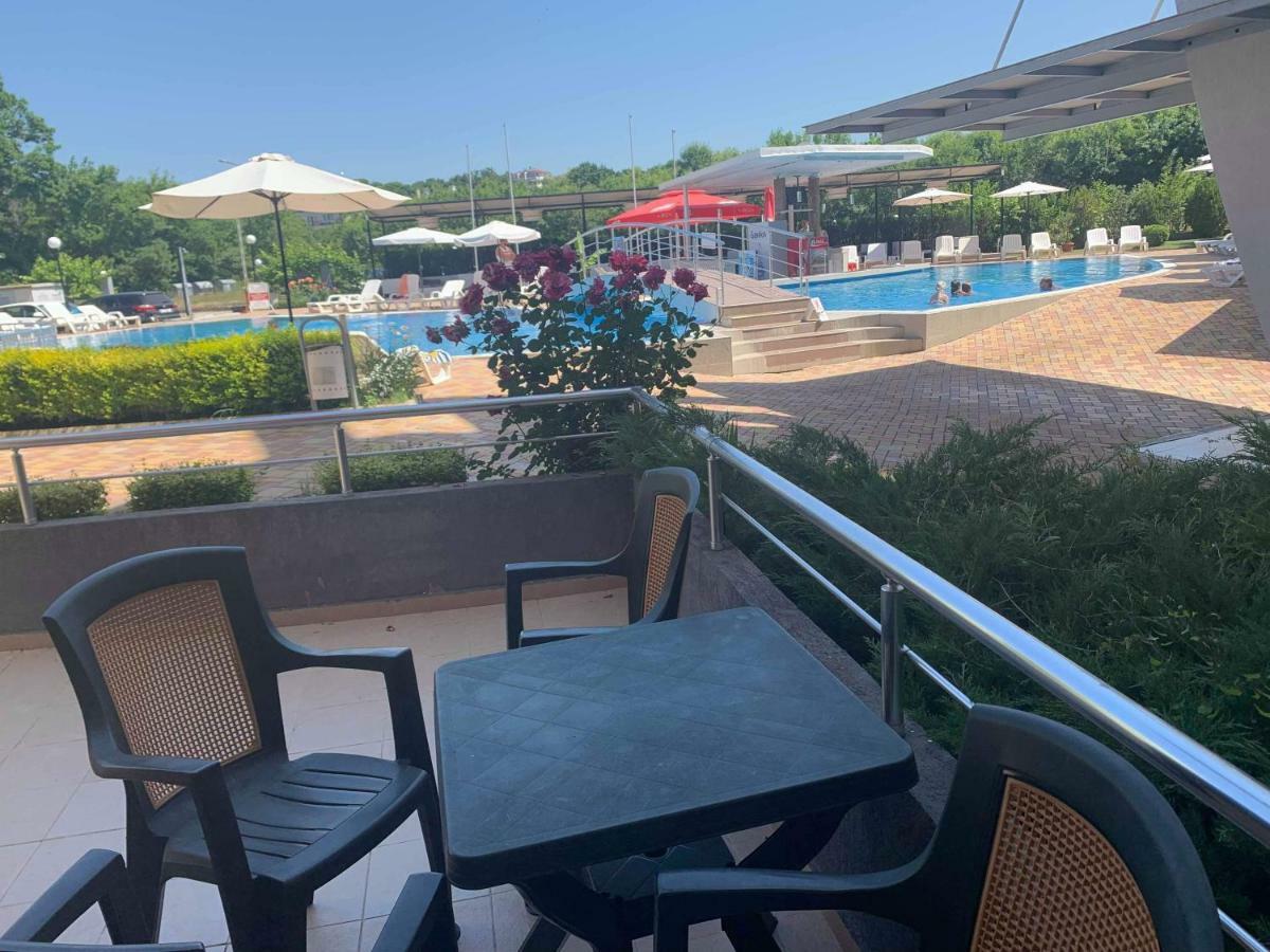 Emberli Aparthotel Lozenets Esterno foto